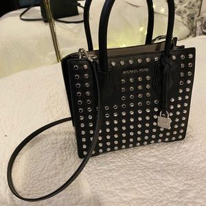 NWOT MICHAEL KORS Mercer BLK MED Studded Tote